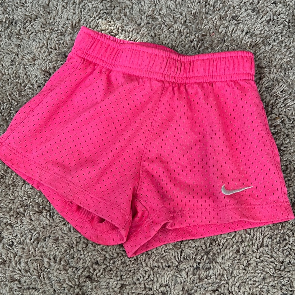 Pink Nike shorts 3T